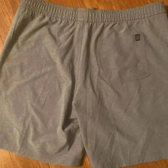 PGA tour men’s XL gray shorts - 7in inseam - drawstring - pockets - like new - Picture 4 of 6